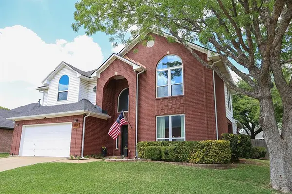 6129 Pebble Creek Drive, North Richland Hills, TX 76180