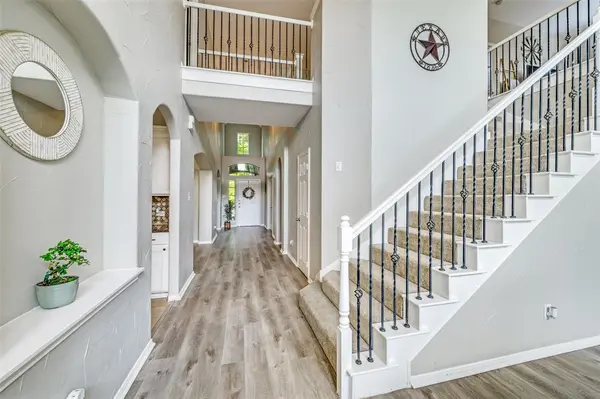 116 Lakehill Court, Hickory Creek, TX 75065