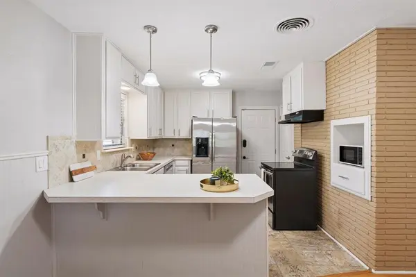 3605 Jeanette Drive, Fort Worth, TX 76109