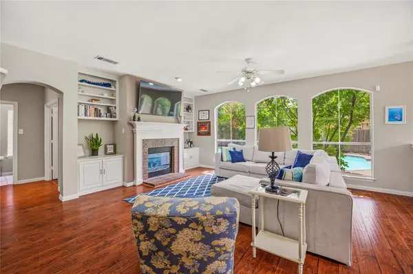 3508 Stone Creek Lane N, Fort Worth, TX 76137