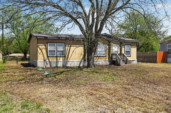 12629 County Road 1054, Farmersville, TX 75442