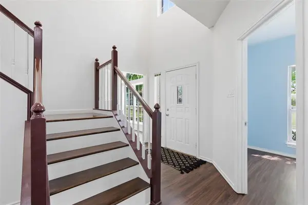 1913 W Arbor Rose Drive, Grand Prairie, TX 75050