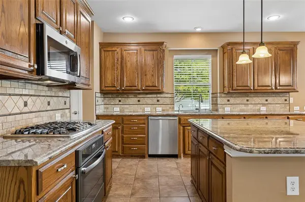 8120 Bridge Street, North Richland Hills, TX 76180