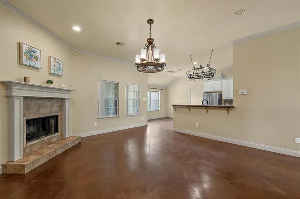 2524 Riders Way, Waco, TX 76712