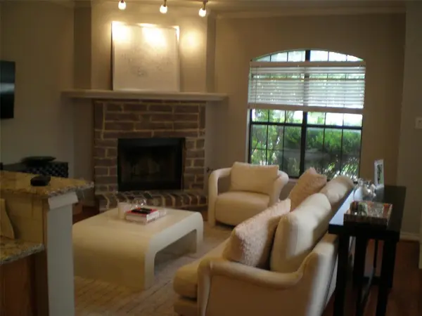 6023 Oram Street, Dallas, TX 75206