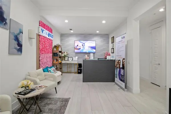 2681 Macarthur Boulevard #205, Lewisville, TX 75067