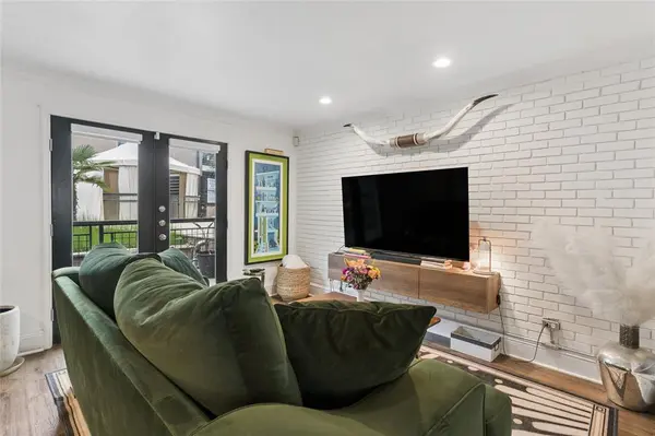 10109 Regal Park Lane #111, Dallas, TX 75230