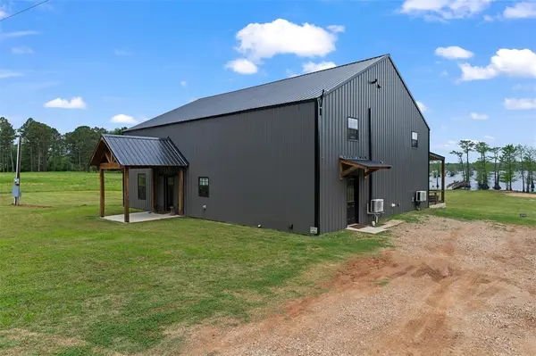 10220 Thornapple, Oil City, LA 71061