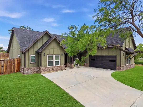 117 Cactus Canyon Drive, Bridgeport, TX 76426