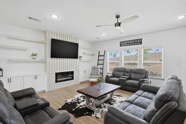 117 Cactus Canyon Drive, Bridgeport, TX 76426