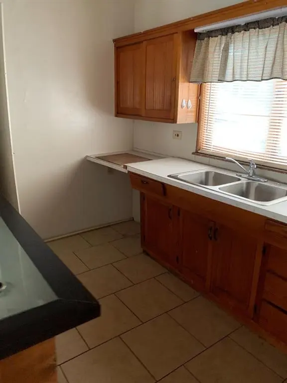 758 E North 10th Street, Abilene, TX 79601