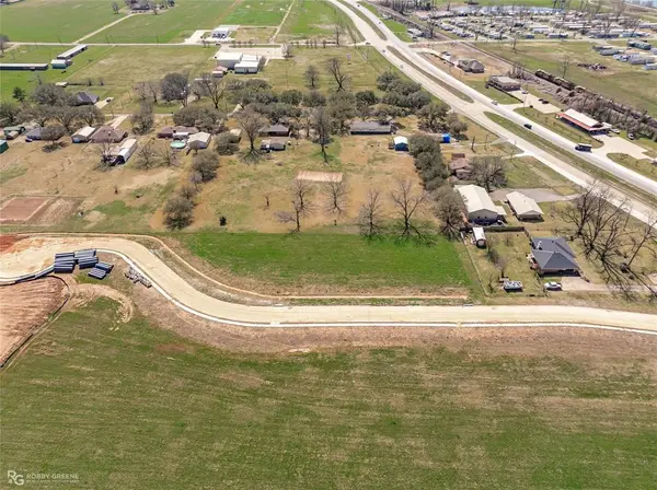 418 Safe Harbor Drive, Bossier City, LA 71111