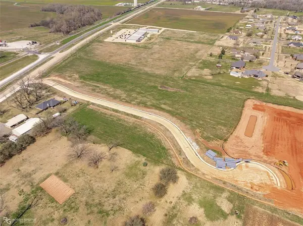 418 Safe Harbor Drive, Bossier City, LA 71111