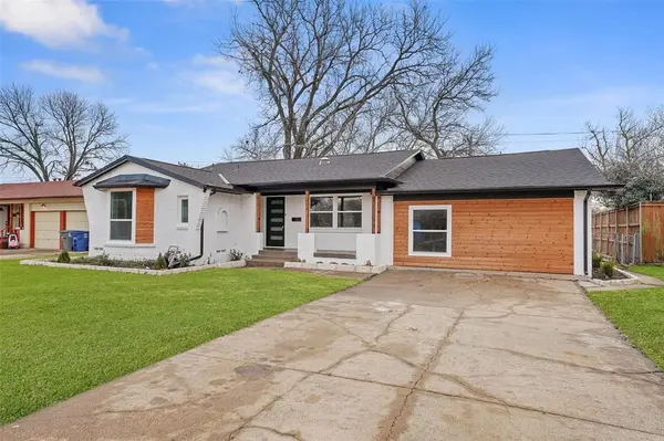 11046 Delford Circle, Dallas, TX 75228