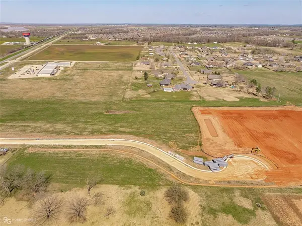 421 Safe Harbor Drive, Bossier City, LA 71111