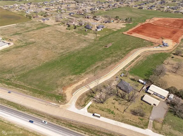 421 Safe Harbor Drive, Bossier City, LA 71111