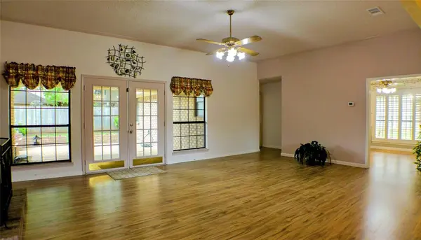 1312 Concho Drive, Benbrook, TX 76126