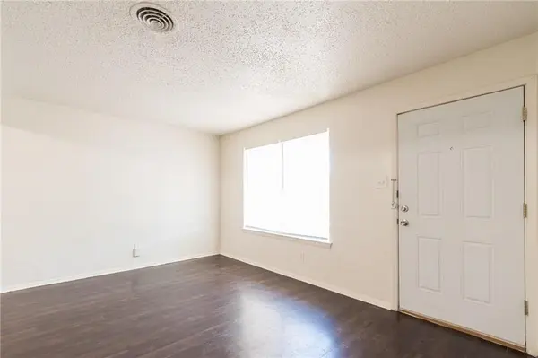 2045 Avis Circle, Mesquite, TX 75149