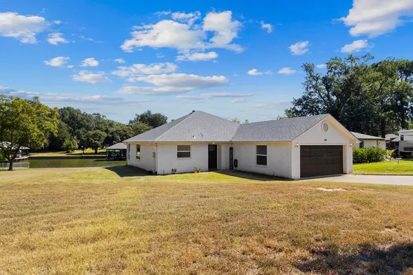 124 Peninsula Point Terrace, Mabank, TX 75156