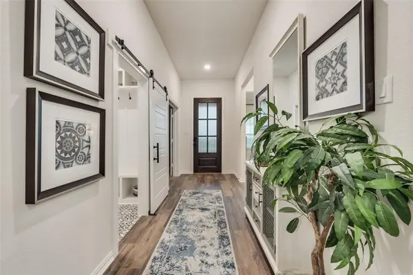 61 Roosevelt Lane, Valley View, TX 76272