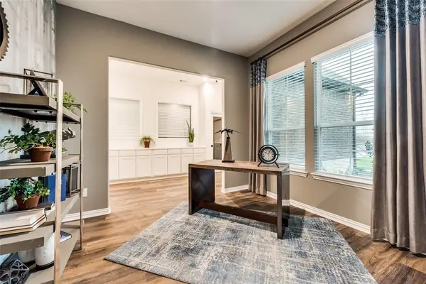 61 Roosevelt Lane, Valley View, TX 76272