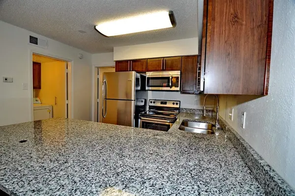 6910 Skillman Street #1035, Dallas, TX 75231