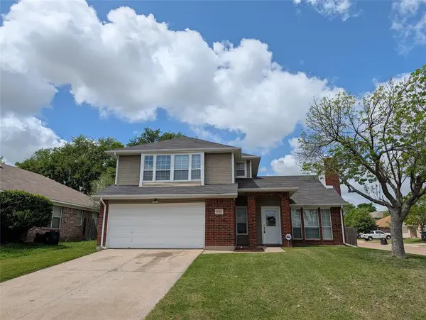 8300 Auburn Drive, Fort Worth, TX 76123