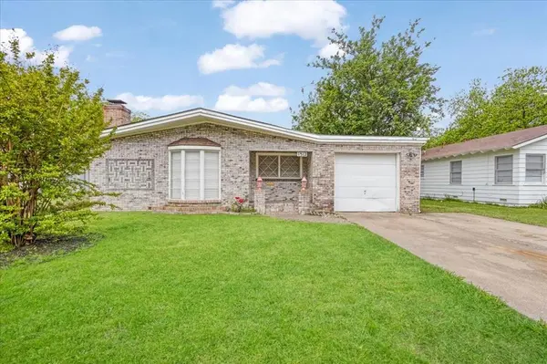 1512 N Highland Avenue, Sherman, TX 75092