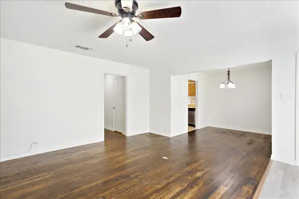 1512 N Highland Avenue, Sherman, TX 75092