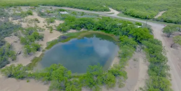 3408 CR 312, Voss, TX 76888