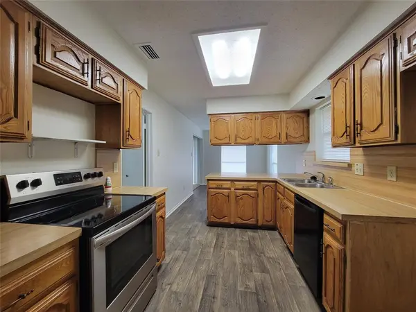 1640 Stroud Lane, Mesquite, TX 75150