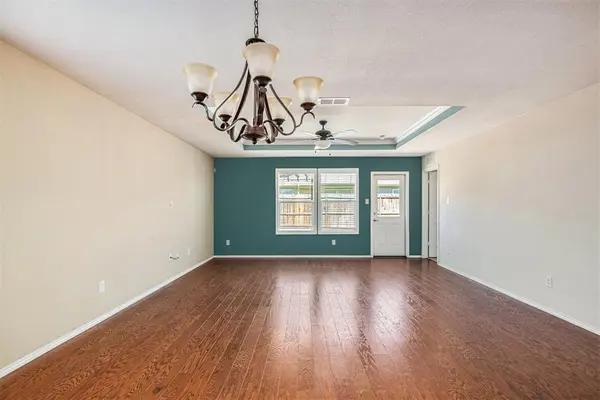 304 Chert Lane, Fort Worth, TX 76131