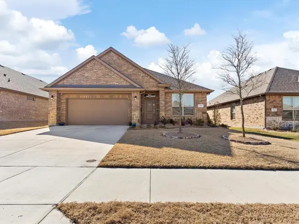 144 Wagon Mound Drive, Waxahachie, TX 75167