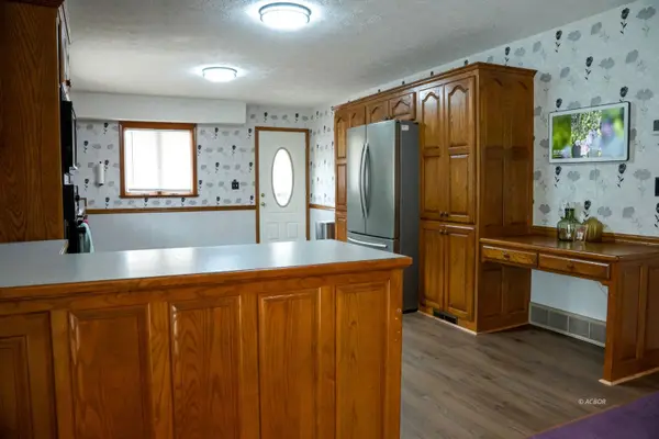 493 Debbie Dr, Gallipolis, OH 45631