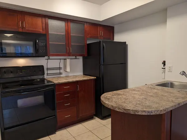 21 Pirandello ST #1218, Toronto C01, ON M6K 3P4