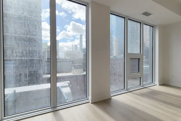 100 Queen ST E #908, Toronto C08, ON M5C 0B5