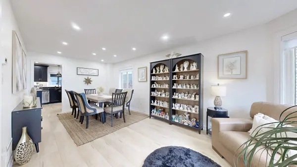 53 Priscilla's PL, Barrie, ON L4N 5X6