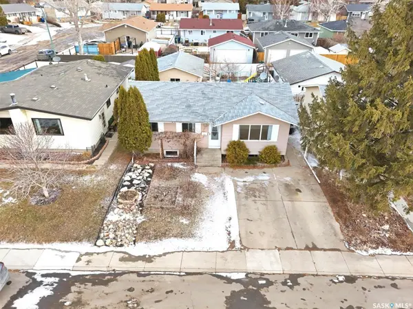 554 Fisher CRESCENT, Saskatoon, SK S7L 5E5