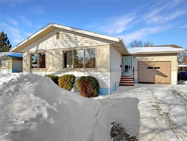 27 Walker CRESCENT,  Saskatoon,  SK S7L 4H7