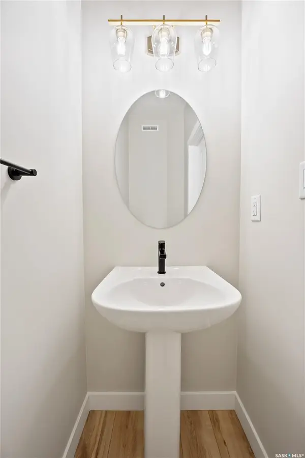 439 Kinloch CRESCENT, Saskatoon, SK S7M 5X1