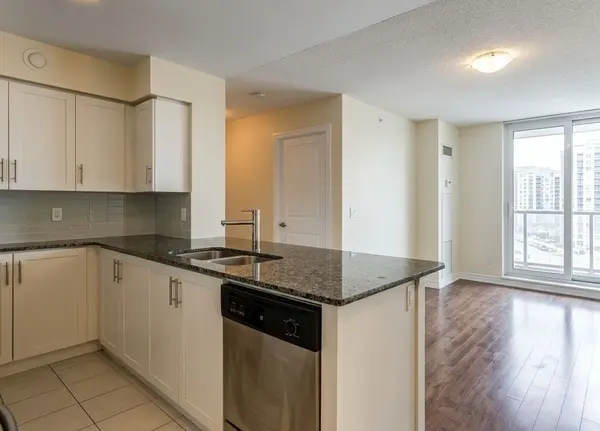 205 Sherway Gardens RD #2006, Toronto W08, ON M9C 0A5