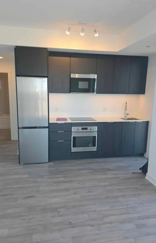 15 Skyridge DR #2117, Brampton, ON L6P 3S4