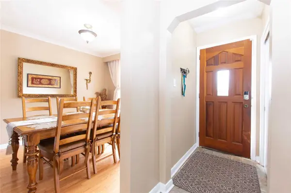 539 Weynway CT, Oakville, ON L6L 4G8