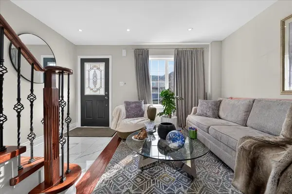 114 Tianalee CRES, Brampton, ON L7A 2K8