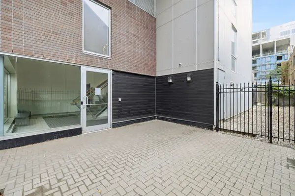 360 Cumberland ST #104, Lower Town - Sandy Hill, ON K1N 0B1