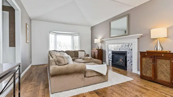 135 Ambleside DR, London North, ON N6G 4P8