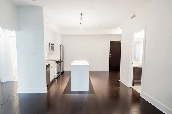 101 Richmond RD #320, Westboro - Hampton Park, ON K1Z 0A6