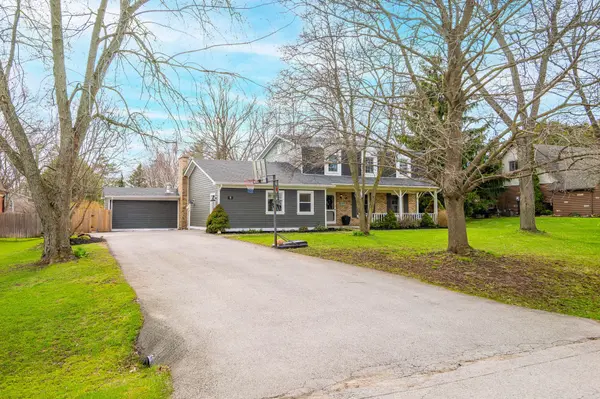 8 Wildan DR, Hamilton, ON L8N 2Z7