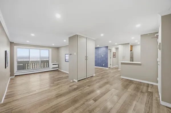 415 Greenview AVE #2102, Britannia - Lincoln Heights And Area, ON K2B 8G5