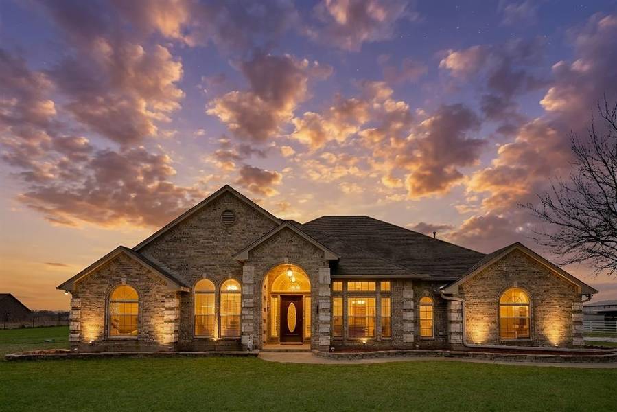 11692 Foutch Road, Pilot Point, TX 76258